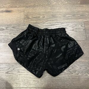 Lululemon shorts unlined 🦓